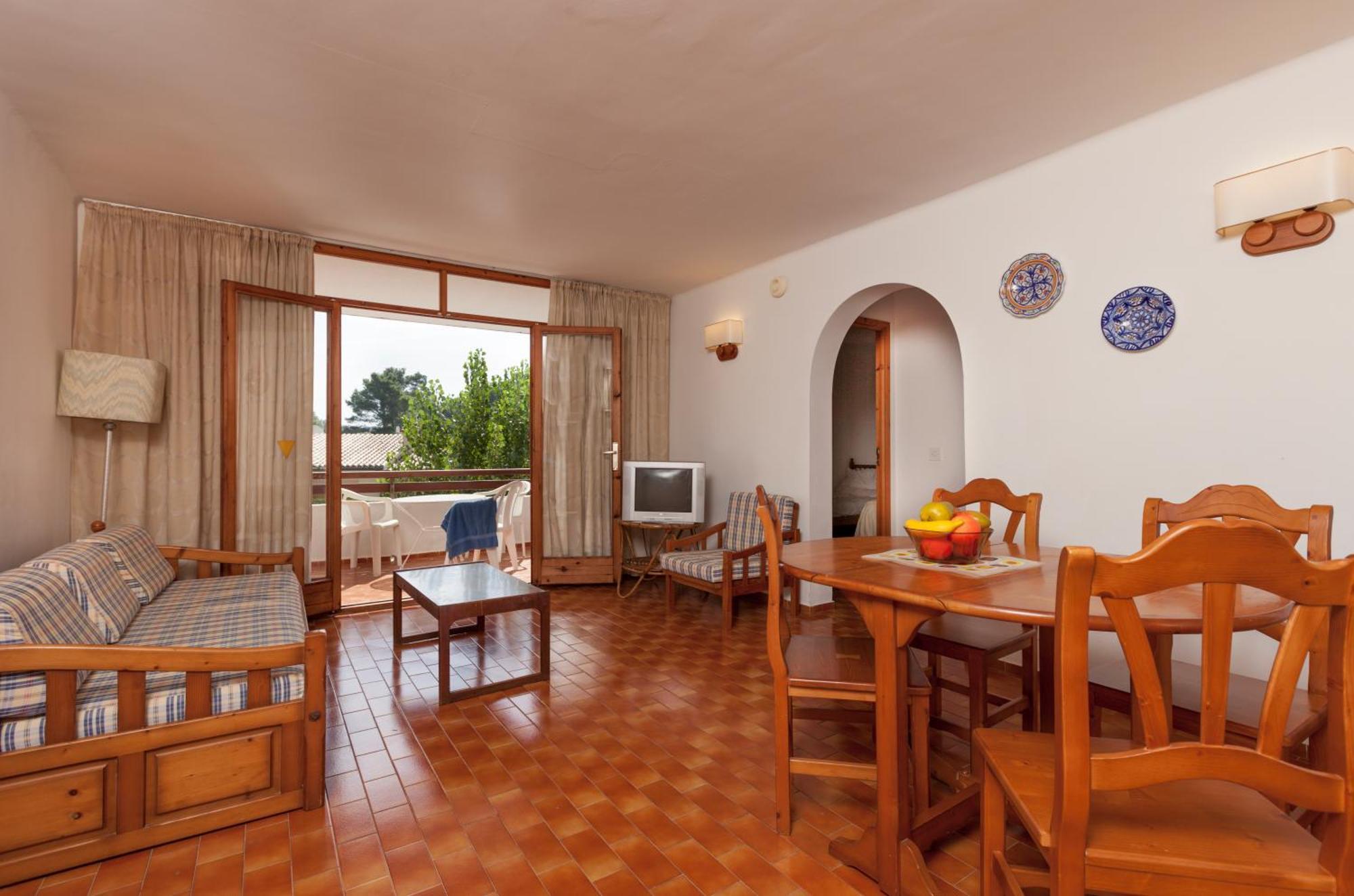 Apartamentos Leo Port de Pollença Extérieur photo