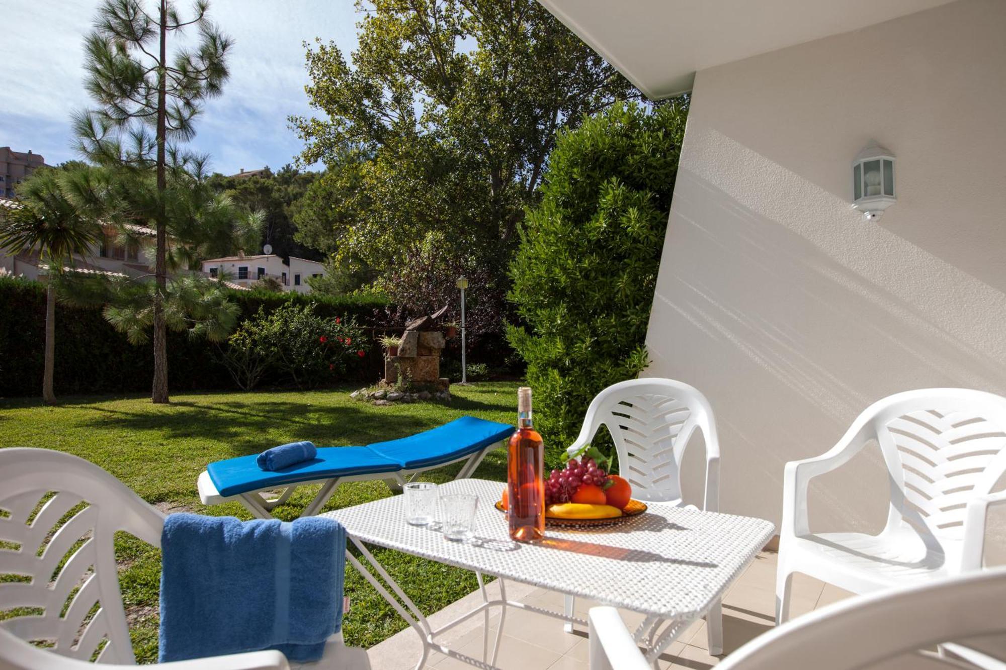 Apartamentos Leo Port de Pollença Extérieur photo