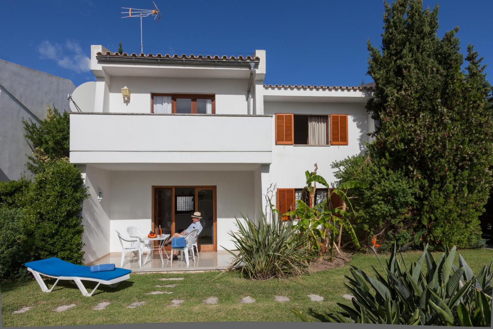 Apartamentos Leo Port de Pollença Extérieur photo