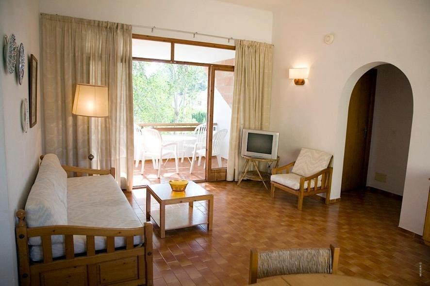 Apartamentos Leo Port de Pollença Extérieur photo