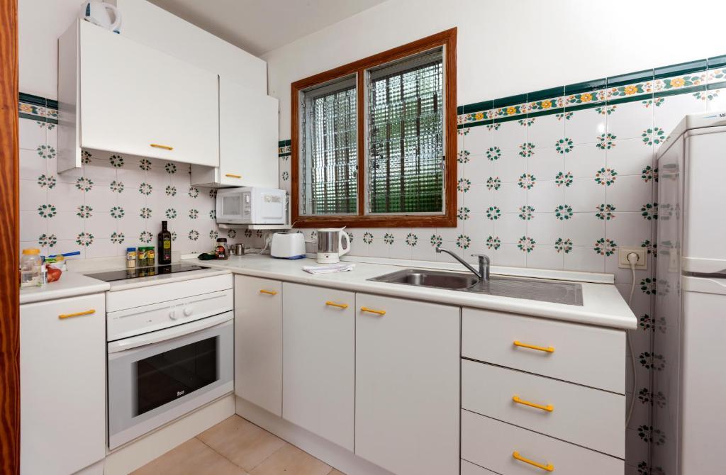 Apartamentos Leo Port de Pollença Chambre photo
